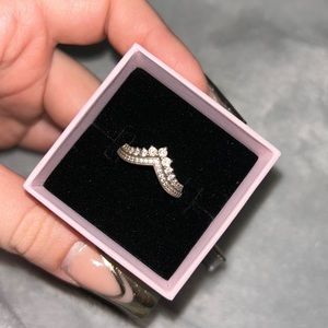 Pandora ring